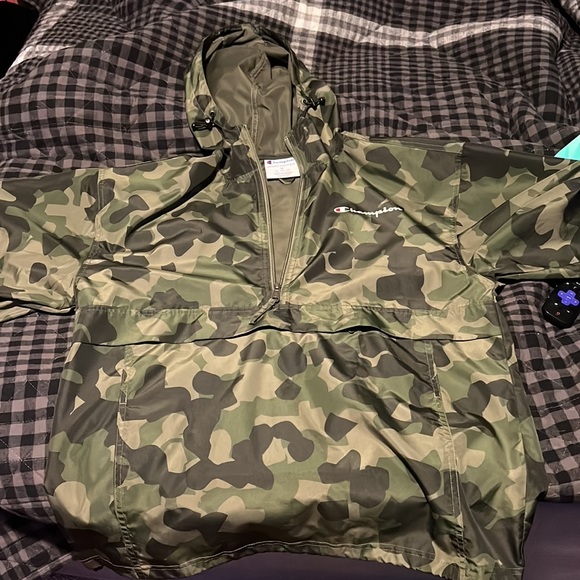 Champion - Picture 2 of 2